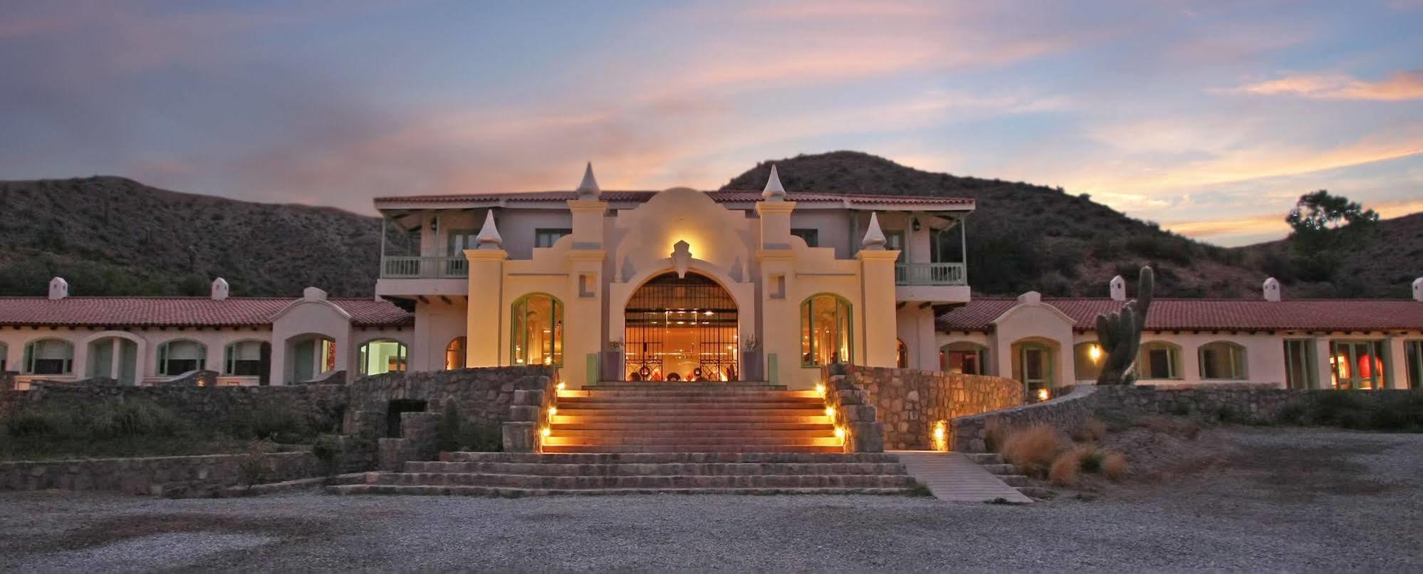 Hotel Huacalera Buitenkant foto